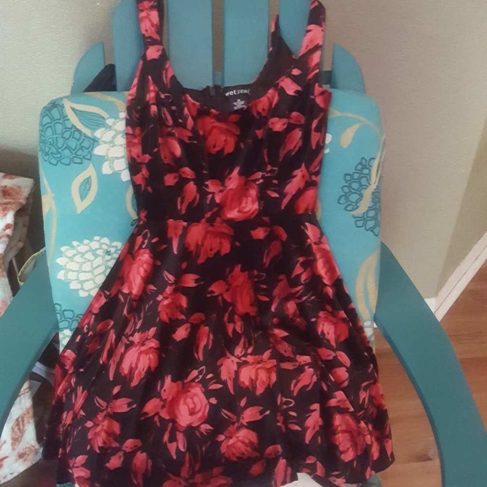 💃floral mini dress